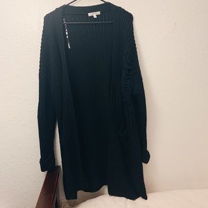 **SOLD 🚫🚫Cute oversized knit cardigan
